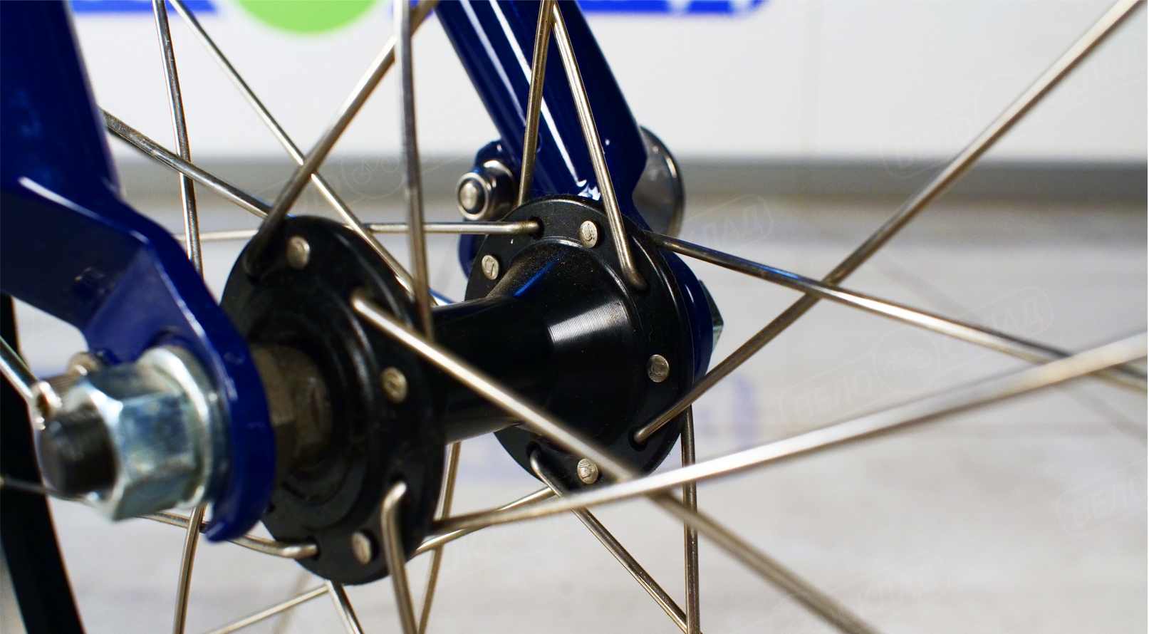 фото Складной велосипед tern link b7, год 2021, цвет синий
