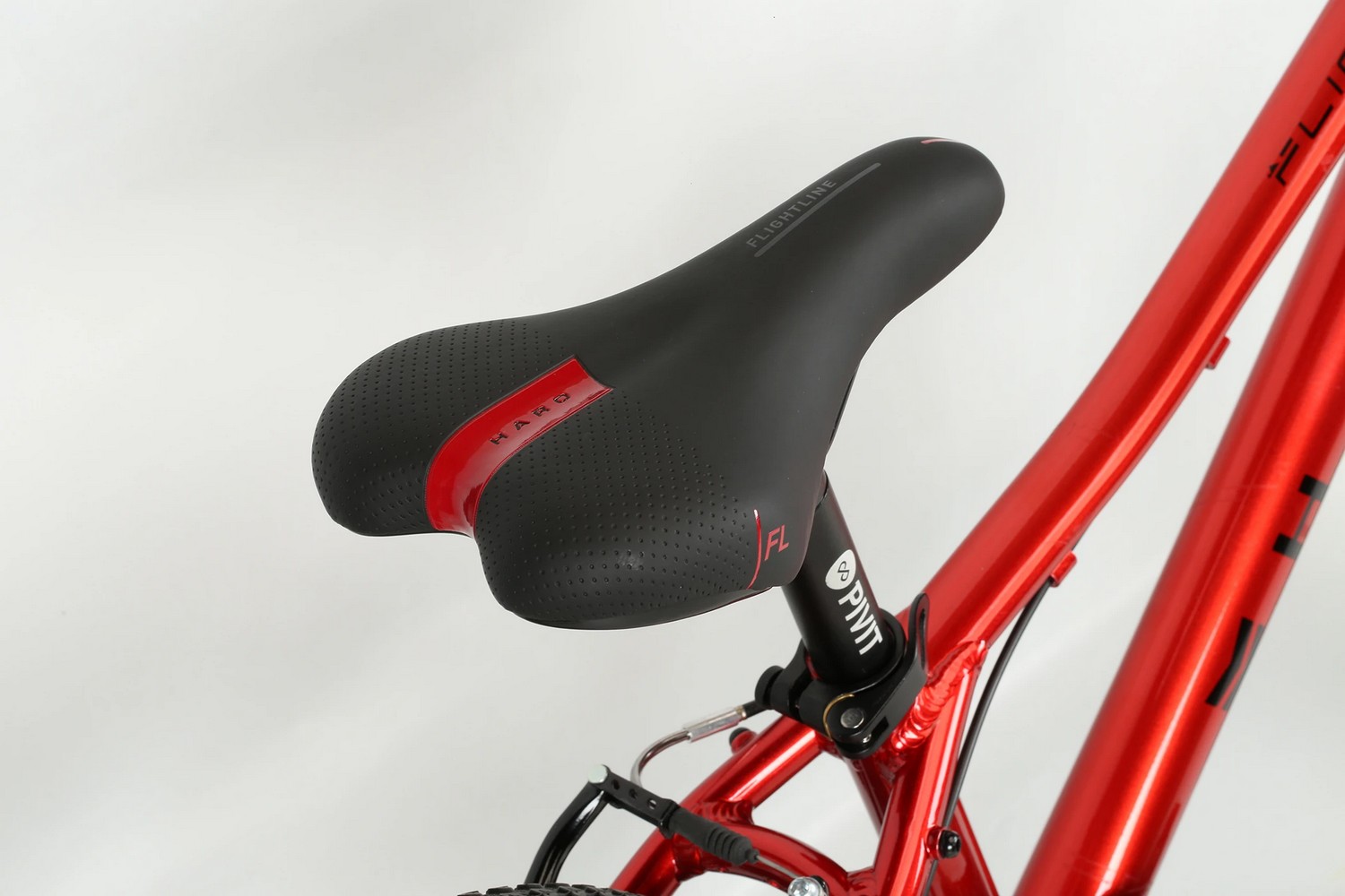 фото Детский велосипед haro flightline 20, год 2021, цвет красный-черный