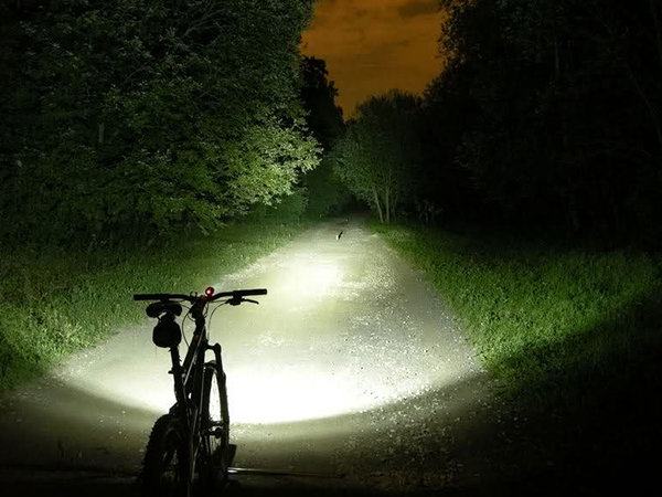 Как выбрать фонарь для велосипеда