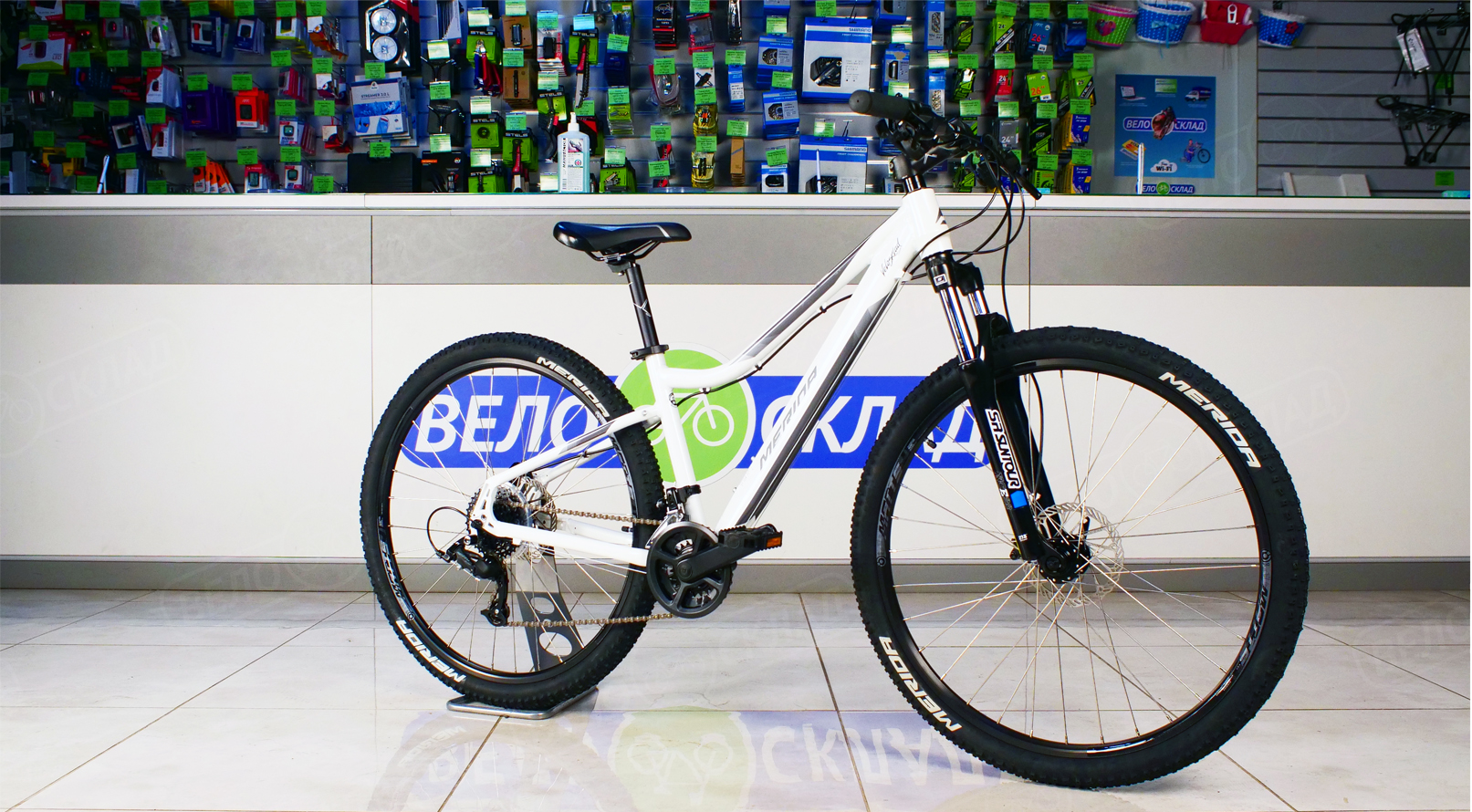 Женский велосипед Merida Matts 7.10, год 2022, цвет Белый-Серебристый, ростовка 13.5