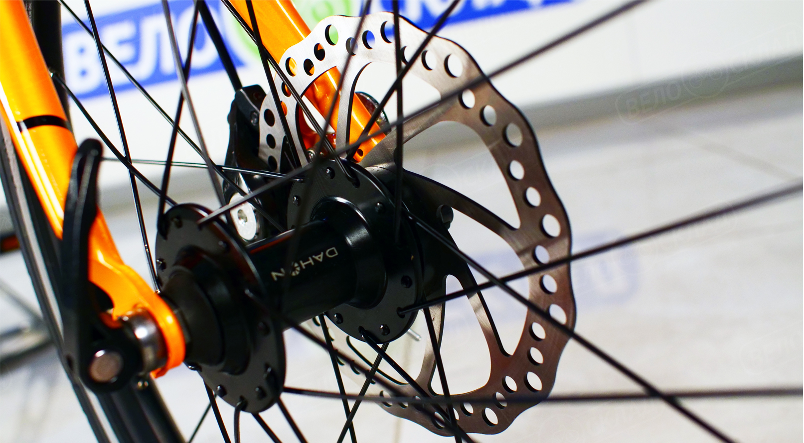 Складной велосипед Dahon Launch D8, год 2022, цвет Оранжевый