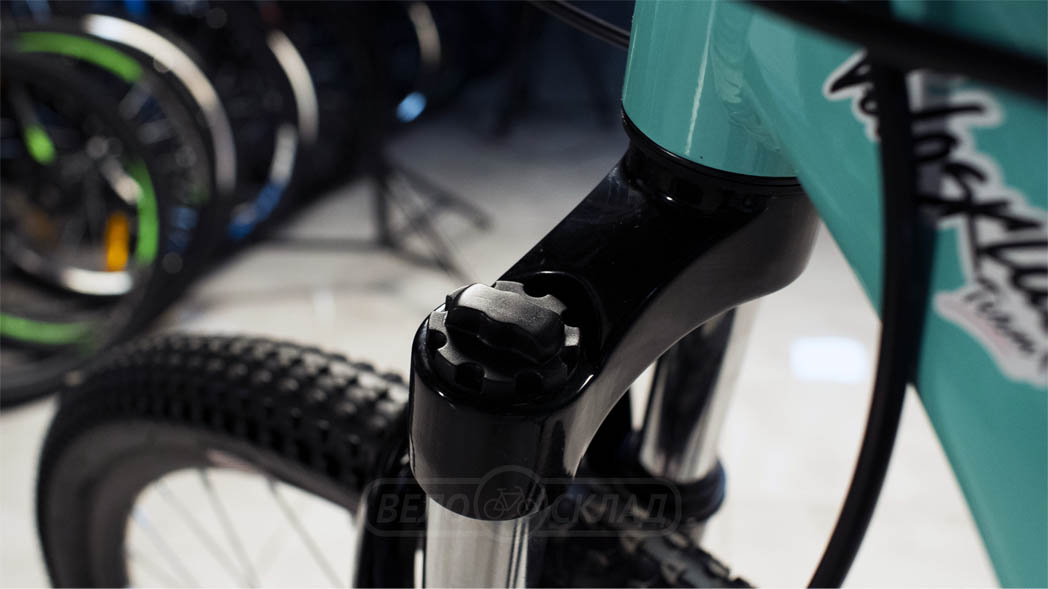 Женский велосипед Welt Floxy 1.0 HD 27, год 2024, цвет Зеленый, ростовка 17