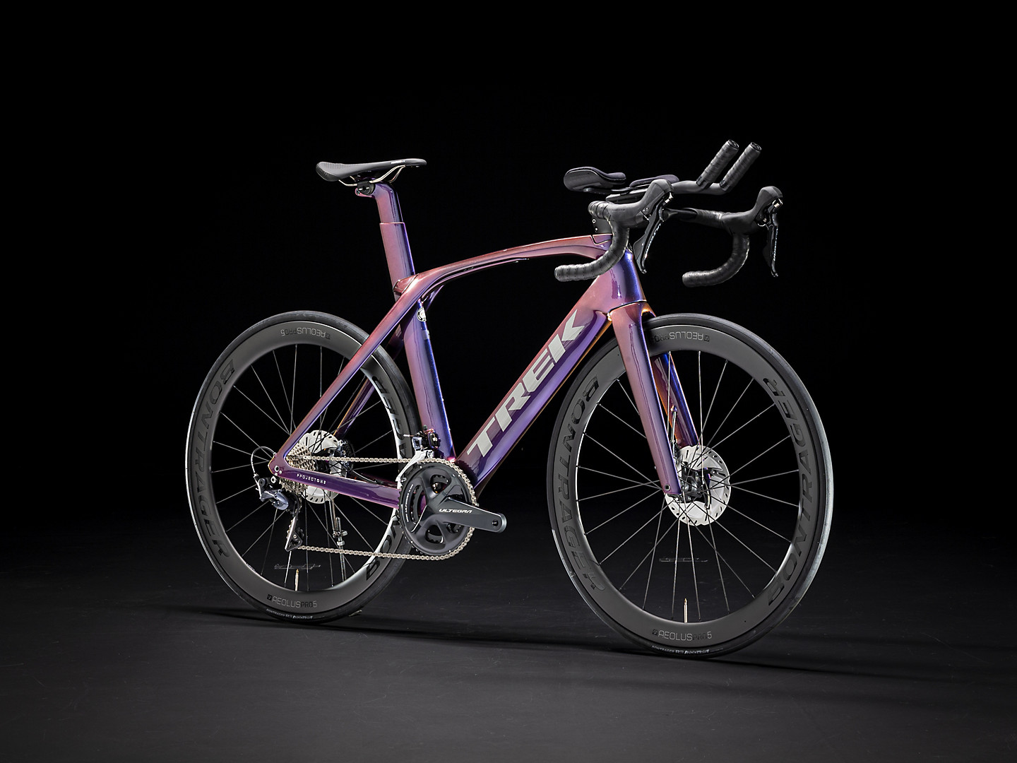 Trek Madone SLR 6 Disc Speed 2020 Trek Madone SLR 6 Disc Speed 2020