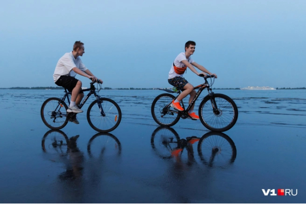 Трое молодых путешественников отправятся на Байкал на велосипедах