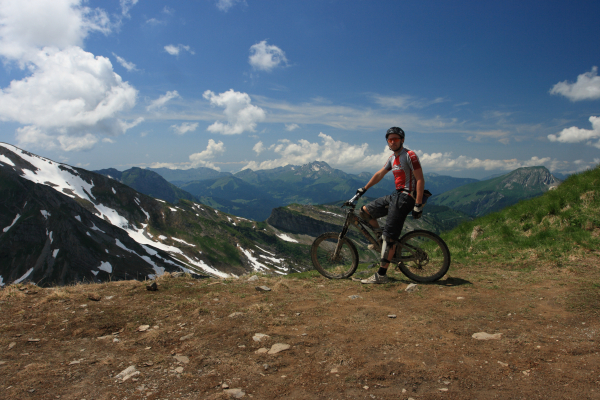 Итальянские Альпы становятся круглогодичными